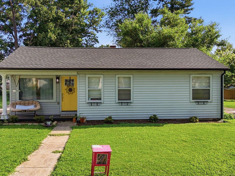 1st image of 656 Sheridan Dr