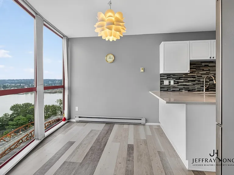 38 Leopold Pl #901 — Photo 14