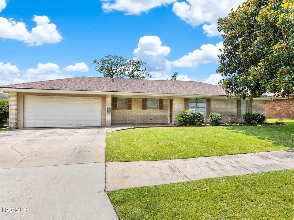1st image of 123 Brigante Pl