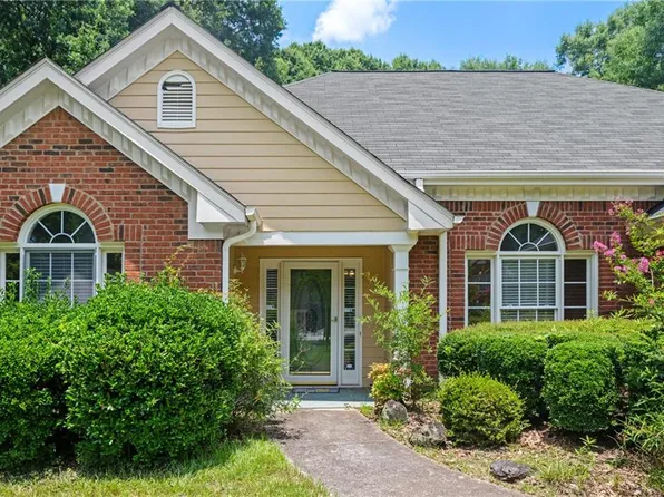 2902 Bridle Creek Dr SW, Conyers, GA 30094