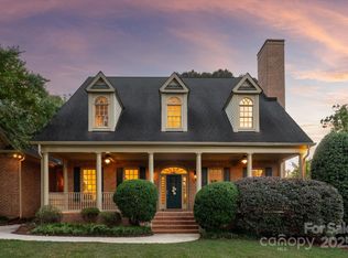 9017 Man Of War Dr, Waxhaw, NC 28173