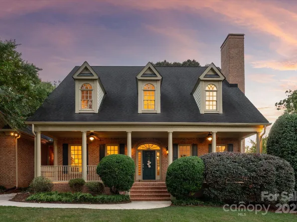 9017 Man Of War Dr, Waxhaw, NC 28173