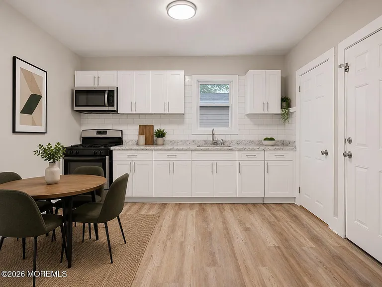 81 Holmes St — Photo 6