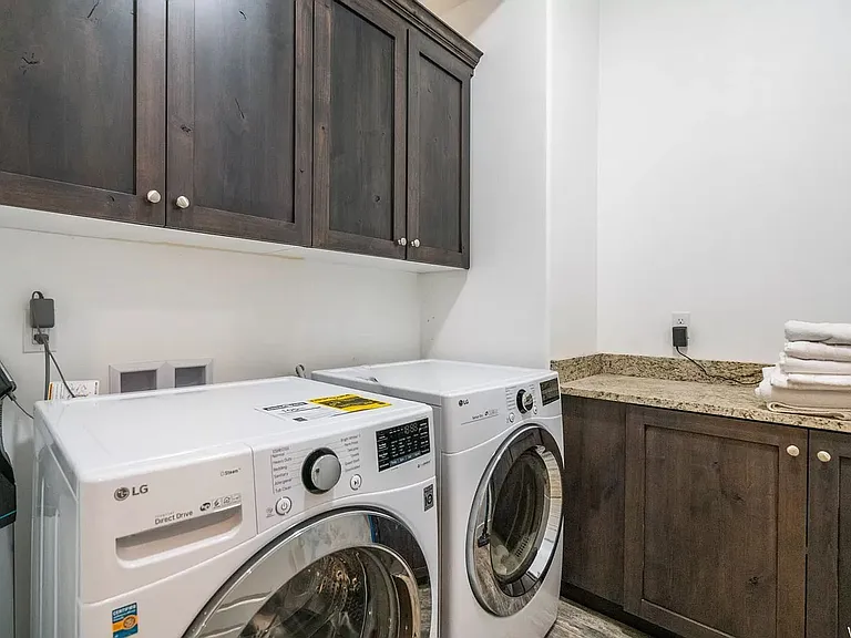 3194 S Hideaway Pl — Photo 59