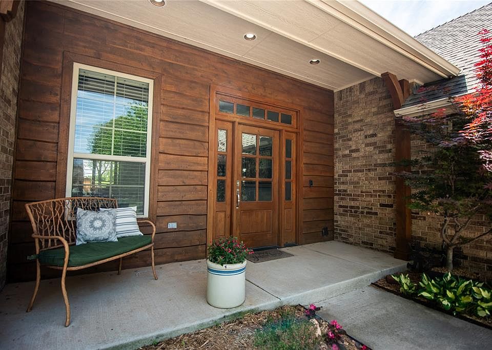1st image of 640 Wildmeadow Dr