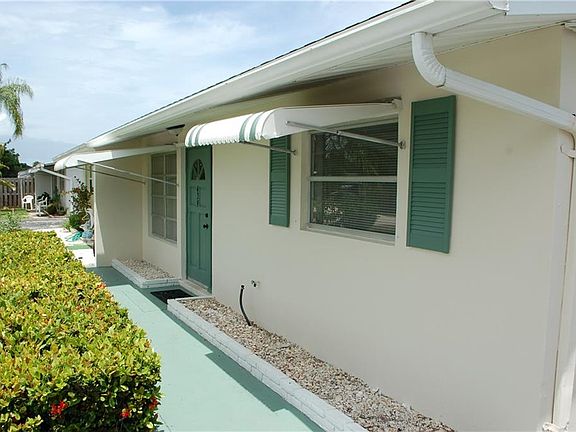 5th image of 439 SE Parkway Dr