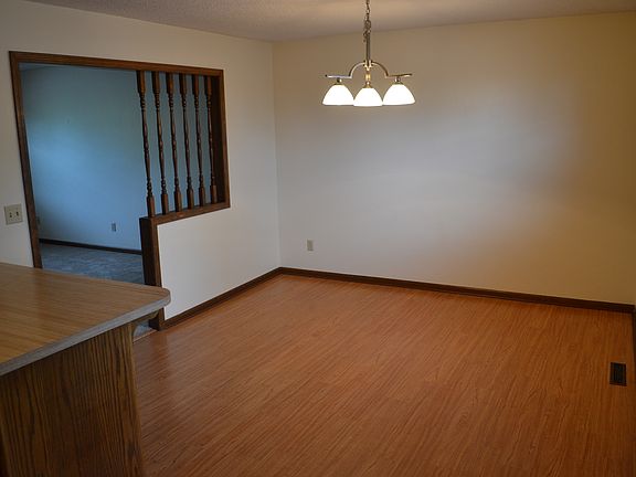 2nd image of 2104 Essex Square