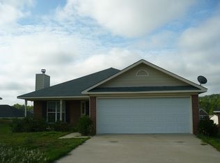 69 Brentwood Dr, Phenix City, AL 36869