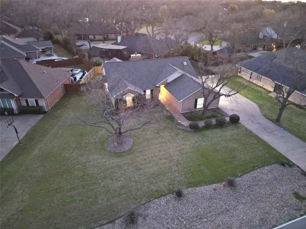 8906 Pleasant Hill Dr, Granbury, TX 76049