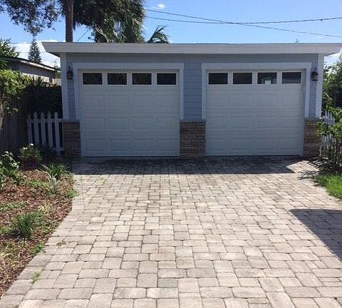 2 CAR GARAGE