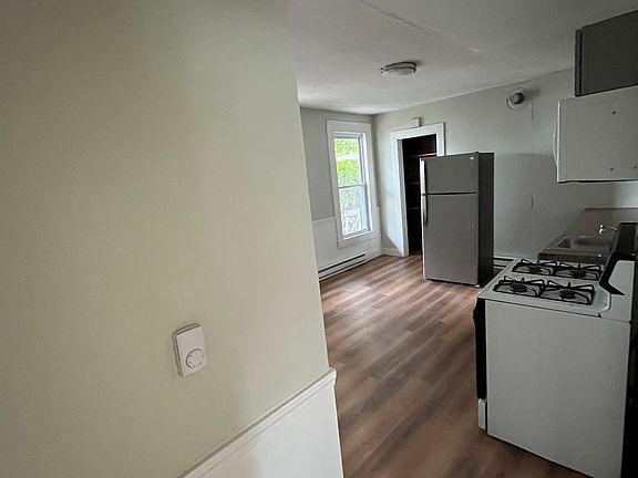 5th image of 328 Cedar St #1R