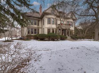 1499 Sheridan Rd, Highland Park, IL 60035