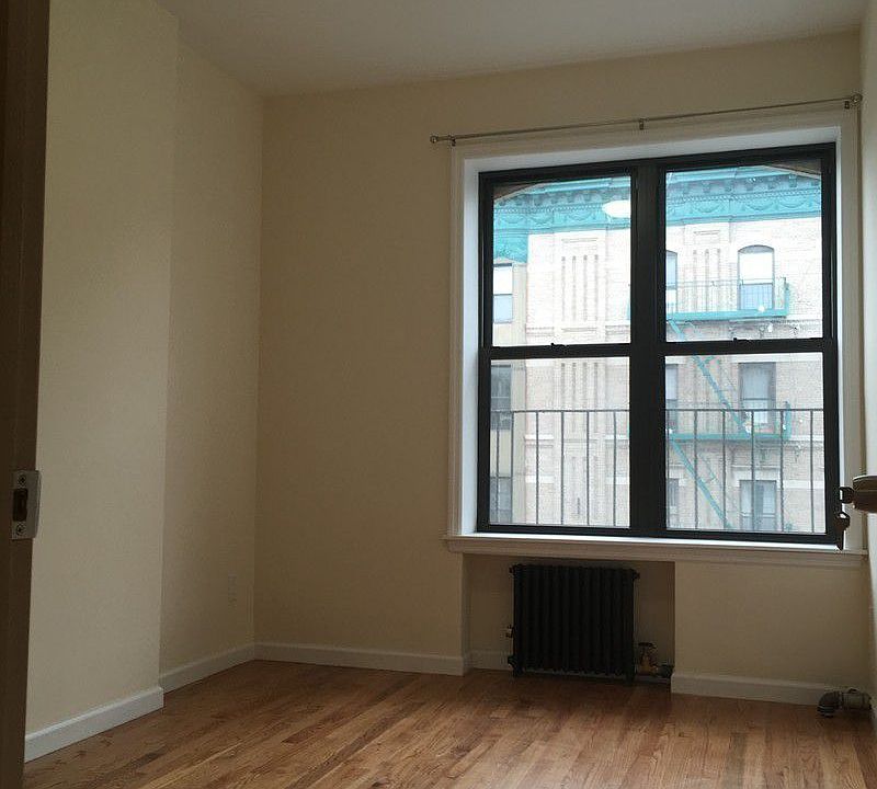 1st image of 372 7th Ave APT 1