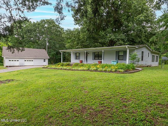 4th image of 11815 Miller Rd