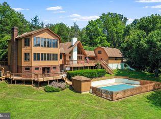 127 N West Turn, Shenandoah, VA 22849