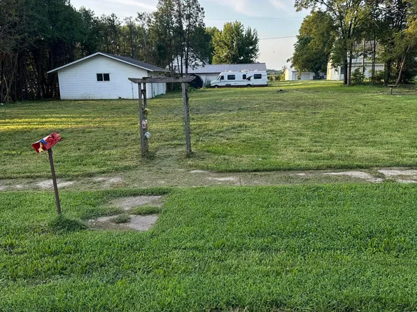 328 E Kimball St, Hancock, IA 51536