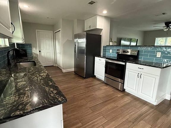 5th image of 1346 Port Malabar Blvd NE