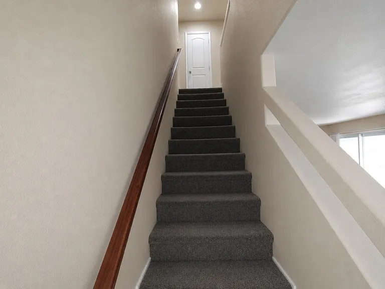 864 Compass Loop — Photo 7