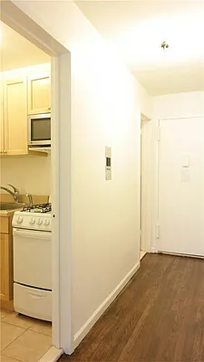 Rented by Stephen P. Wald | media 27