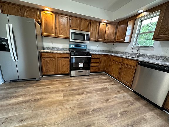 2nd image of 8704 38th Ave