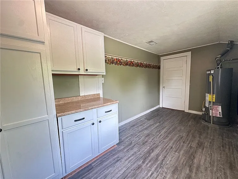 131 Dell Ave — Photo 33