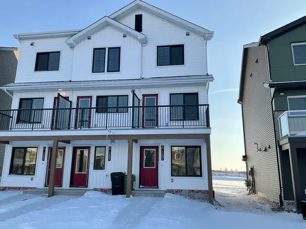 1207 Keswick Dr SW #3, Edmonton, AB T6W 4T4