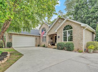 3816 Derby Dr, Roanoke, VA 24012