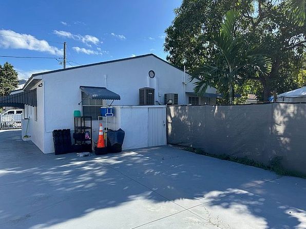 miami-florida-443595097 picture