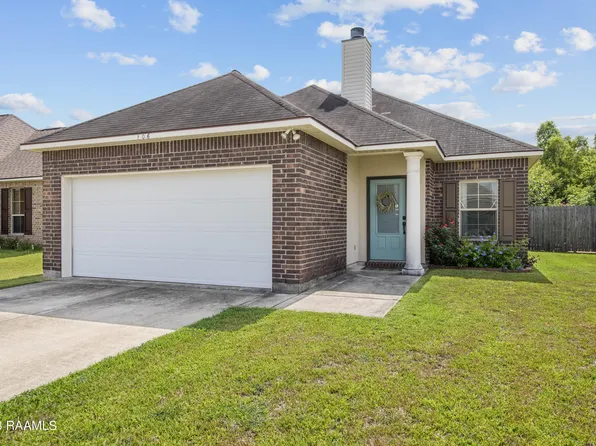 106 Still Meadow Dr, Rayne, LA 70578