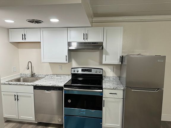 4th image of 900 S Negley Ave APT 20