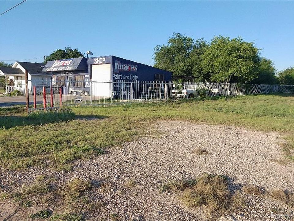 2nd image of 1004 N Alton Blvd
