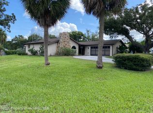 9135 Geneva St, Spring Hill, FL 34608