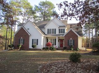 114 Lazar Ln, Southern Pines, NC 28387