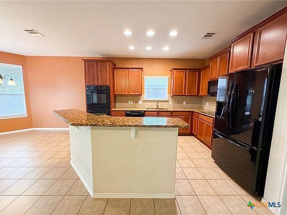 2nd image of 6206 Suellen Ln