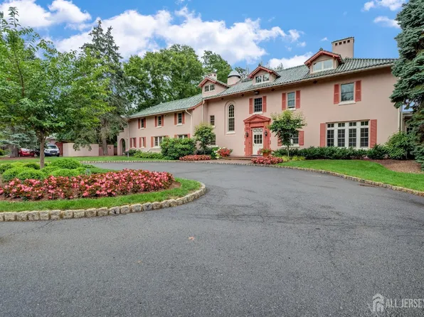 92 Sayre Dr, Princeton, NJ 08540