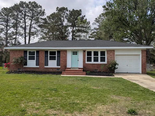 6 Yorkshire Drive, Jacksonville, NC 28546