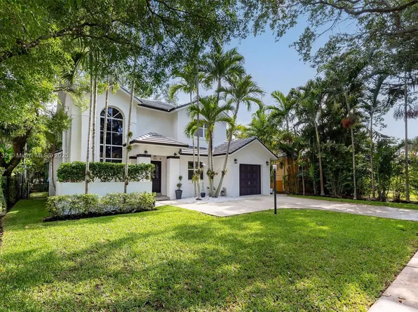 323 Sarto Ave, Coral Gables, FL 33134