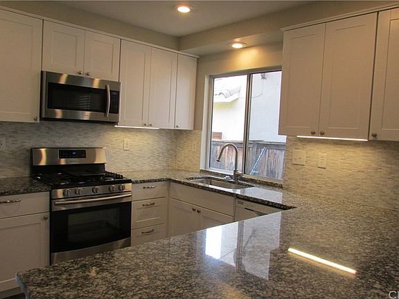3rd image of 1365 Sonnet Hill Ln