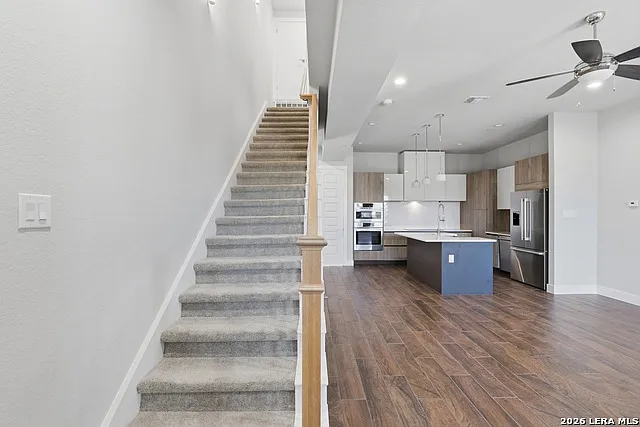 1817 N Saint Marys St #102 — Photo 14