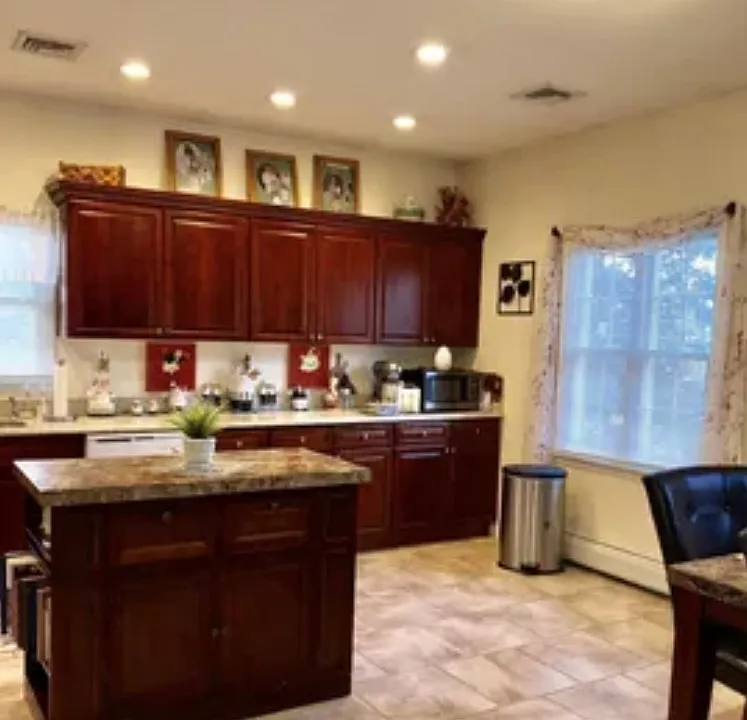 275 Ashland Ave #2