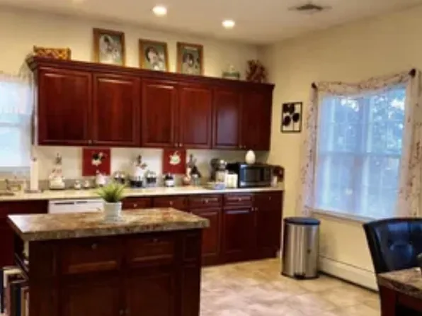 275 Ashland Ave Floor 2, Staten Island, NY 10309