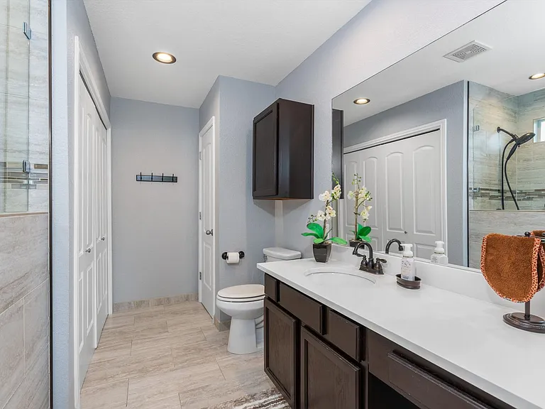 226 Claris Ln — Photo 14