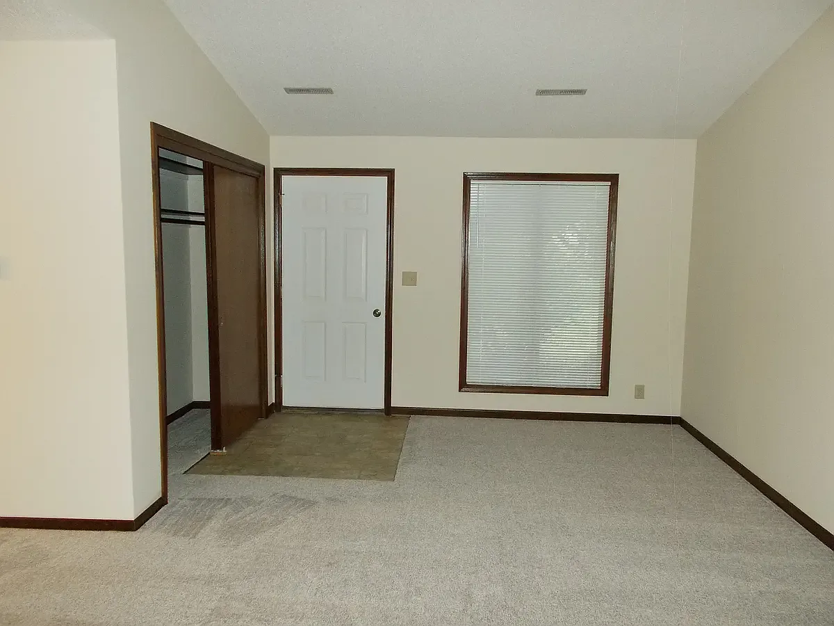2 bed, 1000 sqft, $1,625 — Photo 4