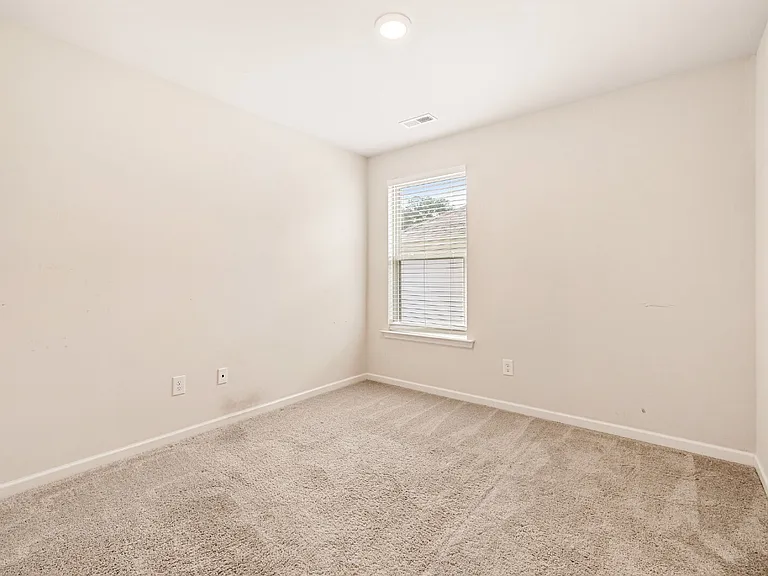 2216 Sussex Rd — Photo 19