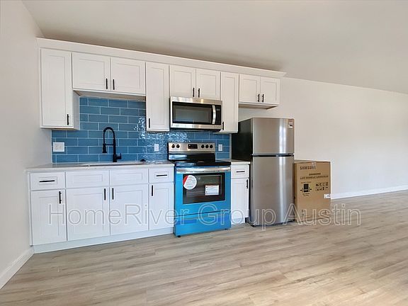 3rd image of 7912 Tisdale Dr