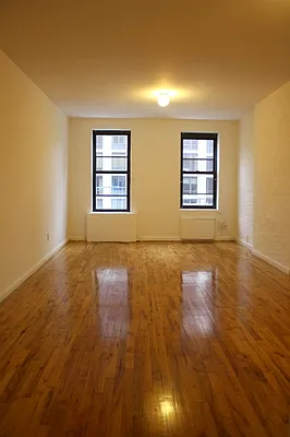 Rented by Citi Habitats | media 31