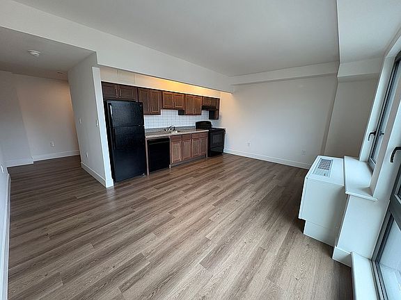 2nd image of 304 W 150th St #9B