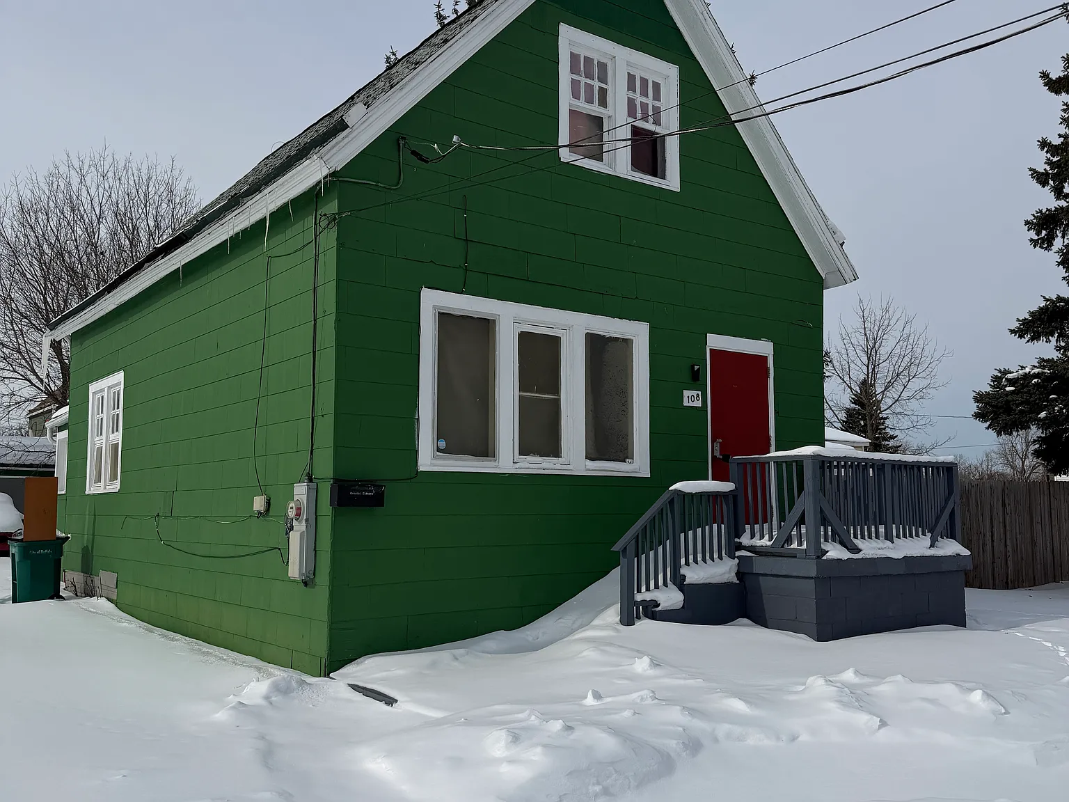 3 bed, 1022 sqft, $1,500 — Photo 1