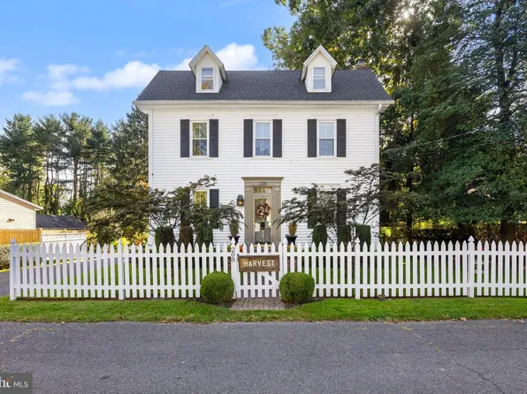 208 2nd St, Rancocas, NJ 08073