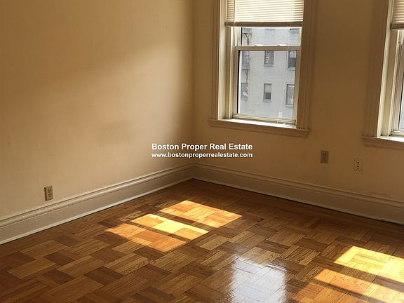 28 Queensberry St. #6 Boston - Fenway Unit Photo 4